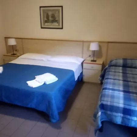 Lupo Di Mare מלון מרינה די קסטנייטו קרדוצ'י